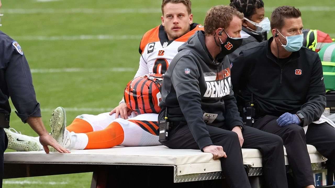 Reactions: Bengals quarterback Joe Burrow limps off field during