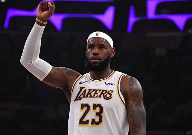 "What is LeBron James smoking?": Fans troll Lakers star for weird ‘I’ll go home and be double fisted’ statement on missing free throws
