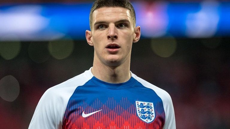 declan rice in chelsea shirt