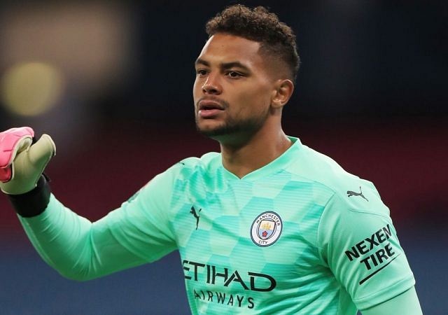 Chelsea vs Manchester City : Watch Zach Steffen Makes A Meal Of Himself As He Forgets Basic Back Pass Rule