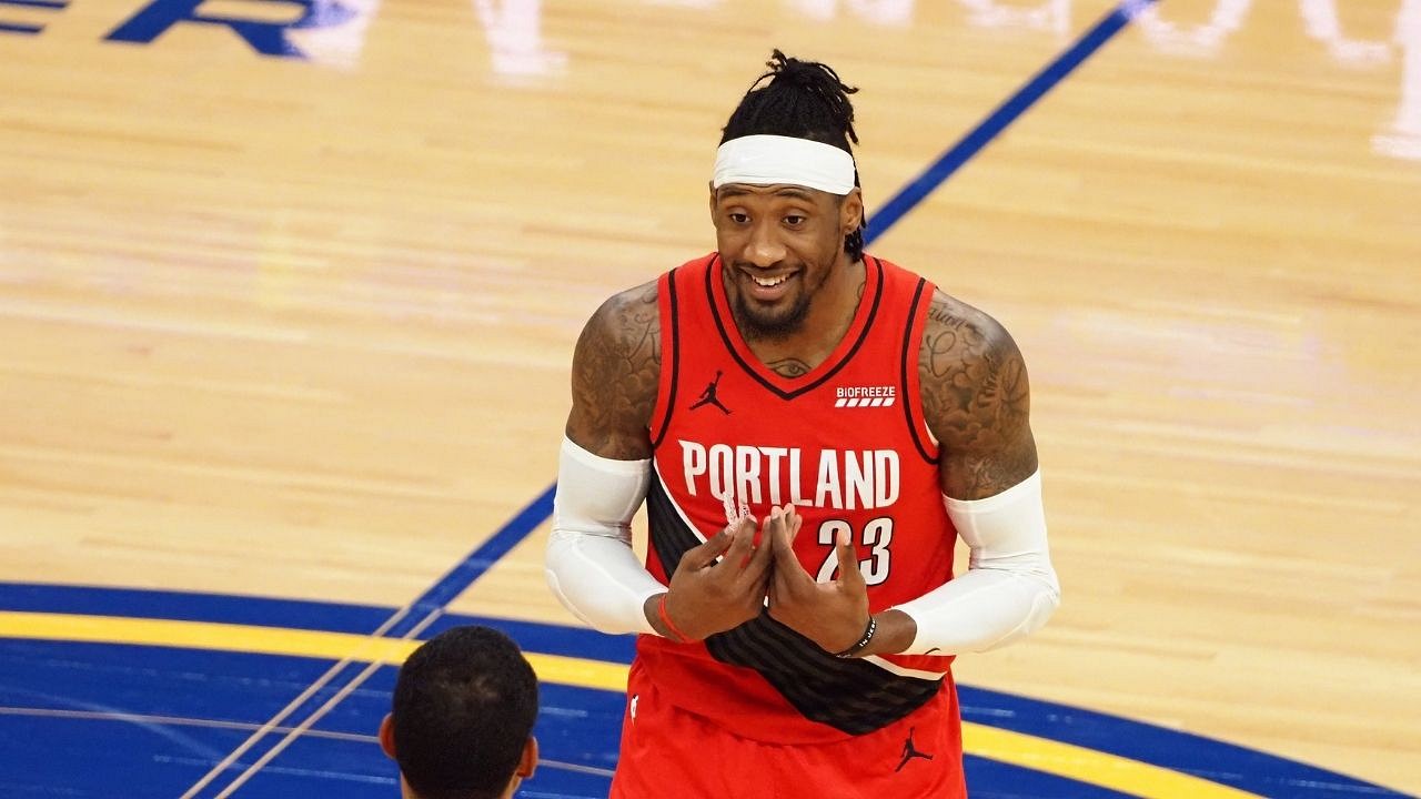 "Robert Covington will be on Shaqtin-a-Fool tonight": Warriors' bench goes NUTS as Blazers forward commits a bad turnover for double-dribble