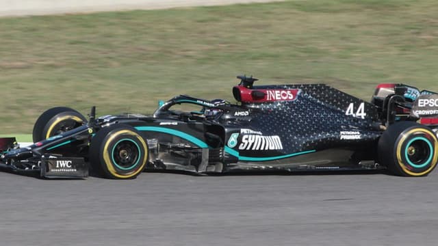 "This sport changes incredibly quickly" - George Russell unsure of Mercedes future amid Sir Lewis Hamilton contract breakdown reports