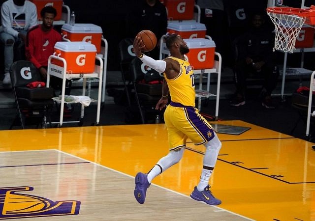"LeBron James highlights are selling for over $20,000": How a company called NBA Top Shot sells exclusive and original memorabilia and merchandise