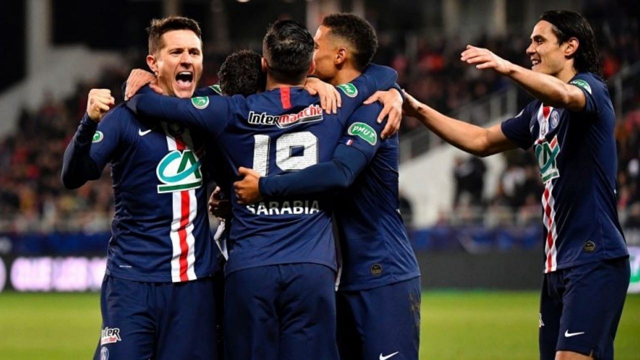 “The world is going to s***”: Ander Herrera Launches Staunch Defence Of Edinson Cavani Following Three Match Ban