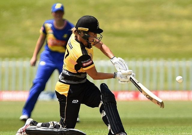 Super Smash: Sophie Devine thwacks fastest-ever Women's T20 century; gets clicked with young fan afterwards
