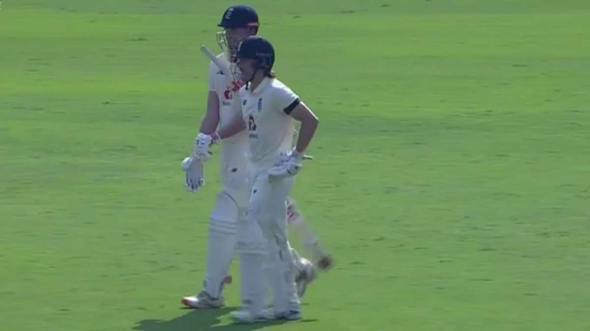 England Cricket Black Armbands Why are English cricketers wearing black armbands today in