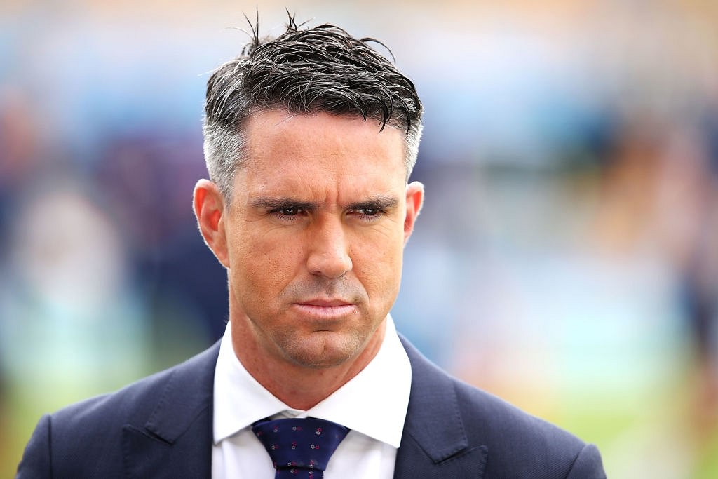 "Great sportsmanship": Fans laud Kevin Pietersen after he calls back Khaled Mashud in Road Safety World Series