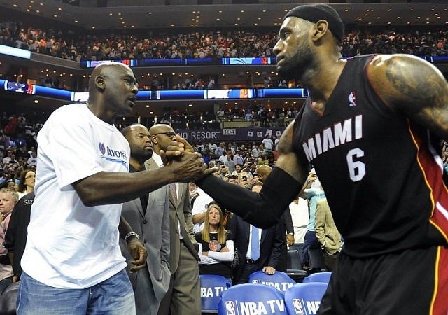 "I think it’s pretty damn cool"- LeBron James joins Michael Jordan in ring with this motorsport team acquisition