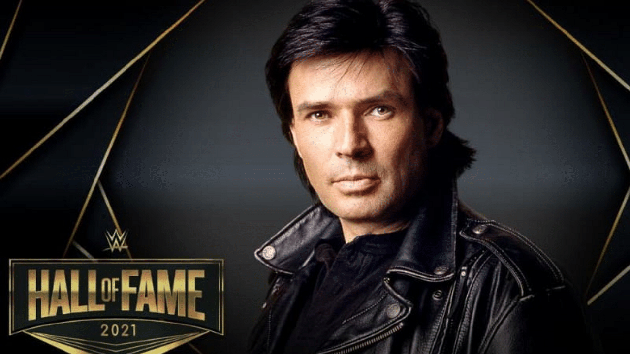 Eric Bischoff reacts to his induction in the WWE Hall of Fame