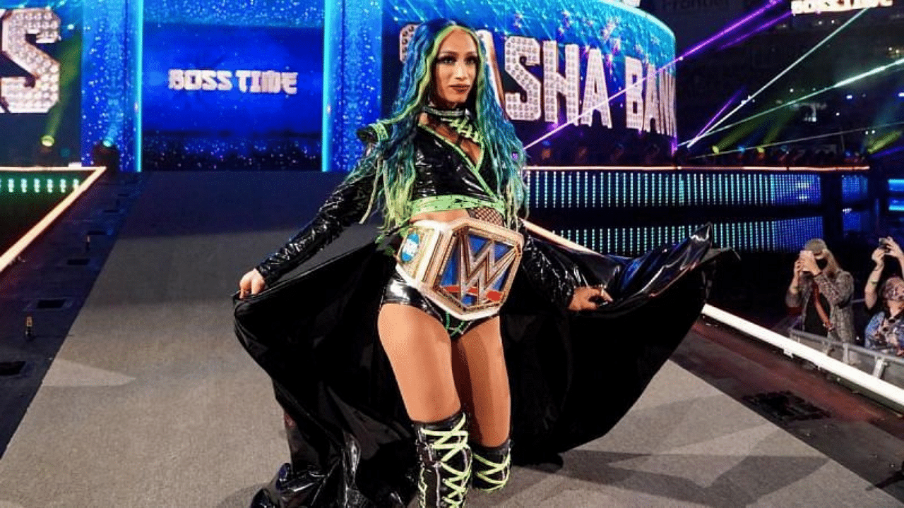 WWE Hall of Famer declares Sasha Banks ‘the GOAT of this era’