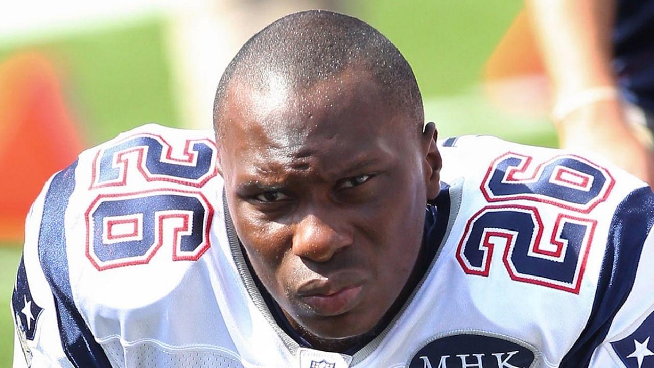 NFL Player Shooting : Former NFL Player Phillip Adams commits suicide after murdering 5 people in South Carolina.