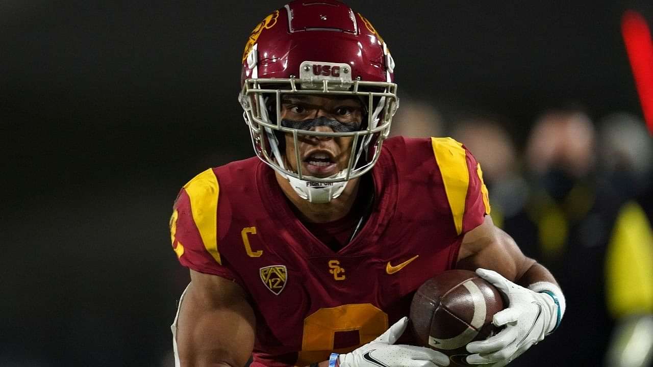 NFL draft 2021: USC WR Amon-Ra St. Brown seen working out at midnight after not being drafted on day 2 of the NFL draft.