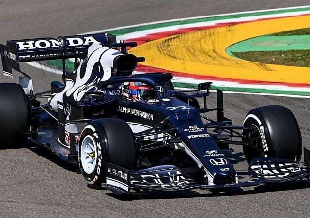 “It was like ice skating" - Yuki Tsunoda after crashing his AlphaTauri during French GP qualifying