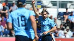 Why is Chris Woakes not playing today's 2nd ODI between England and Sri Lanka at The Oval?