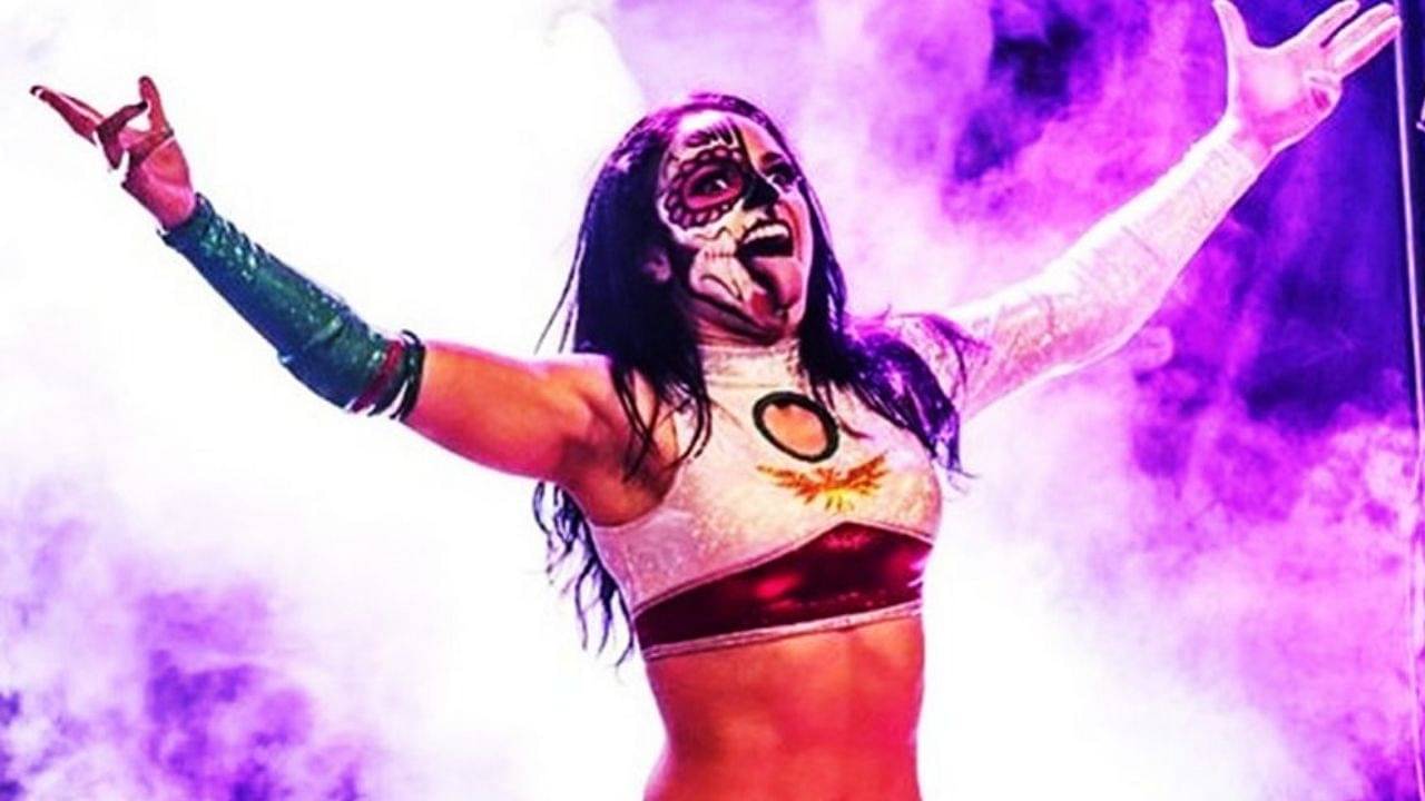 How was AEW able to sign Thunder Rosa from NWA