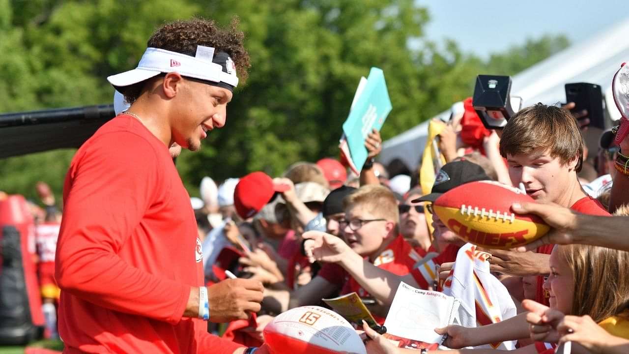 Tickets open up to public Wednesday for Chiefs Training Camp 