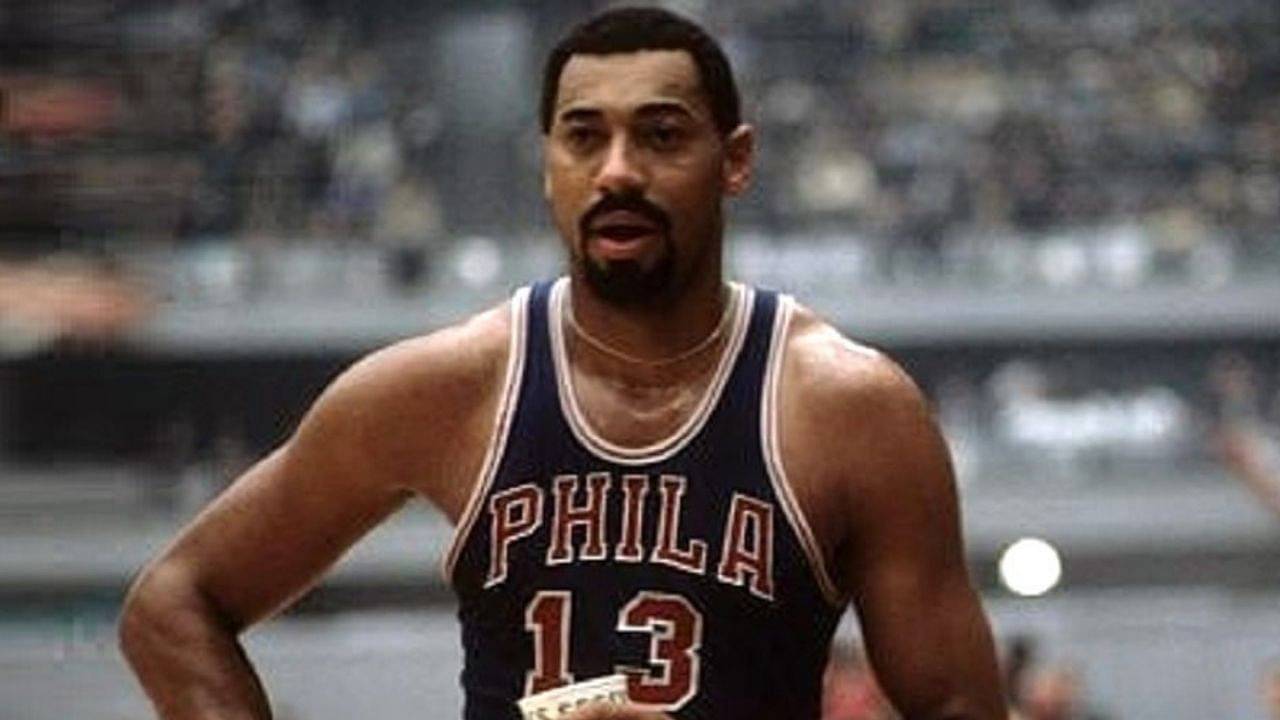 “Wilt Chamberlain could dunk from the free throw line without a running start”: How the NCAA was forced to change rules due to the Lakers legend’s astonishing athleticism