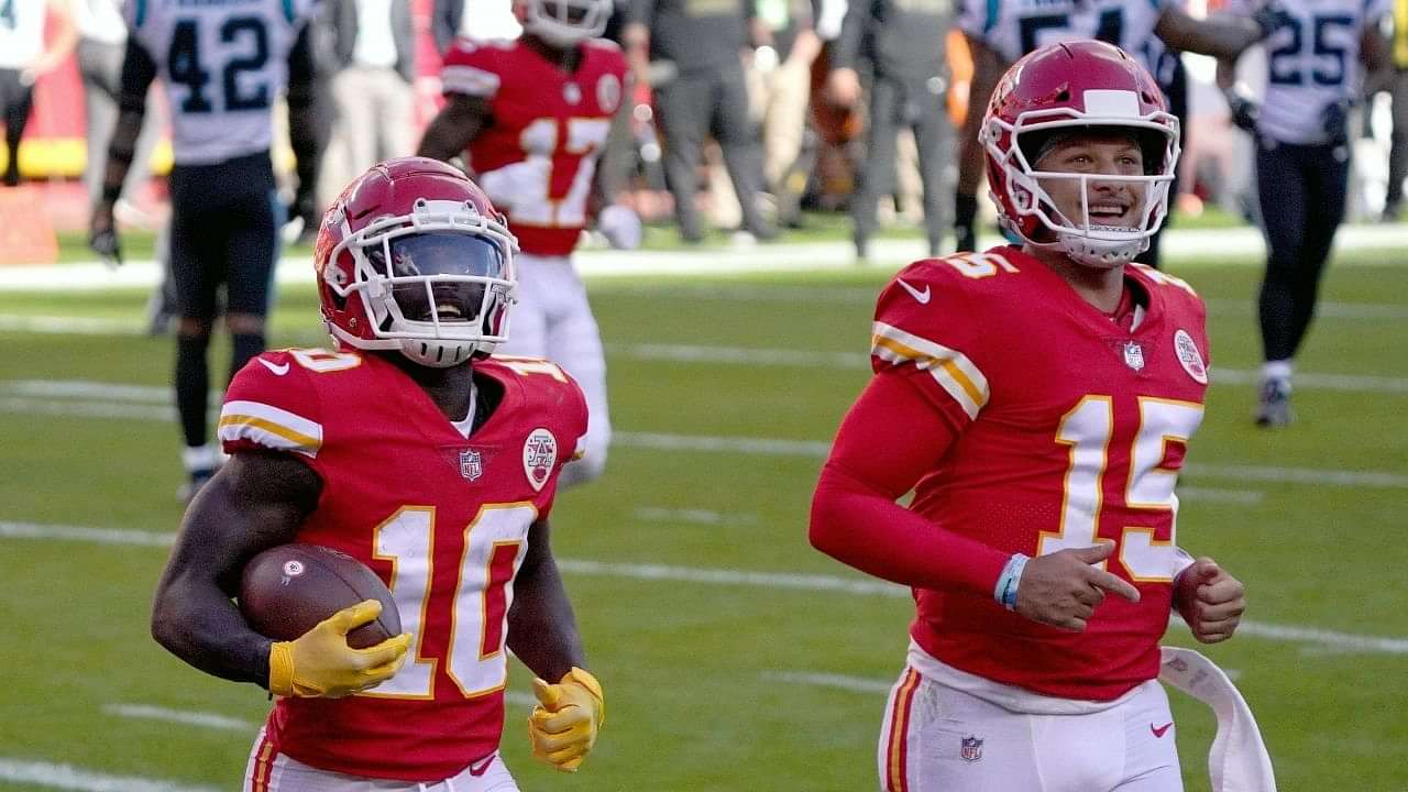 On Patrick Mahomes' chemistry with Travis Kelce, Tyreek Hill