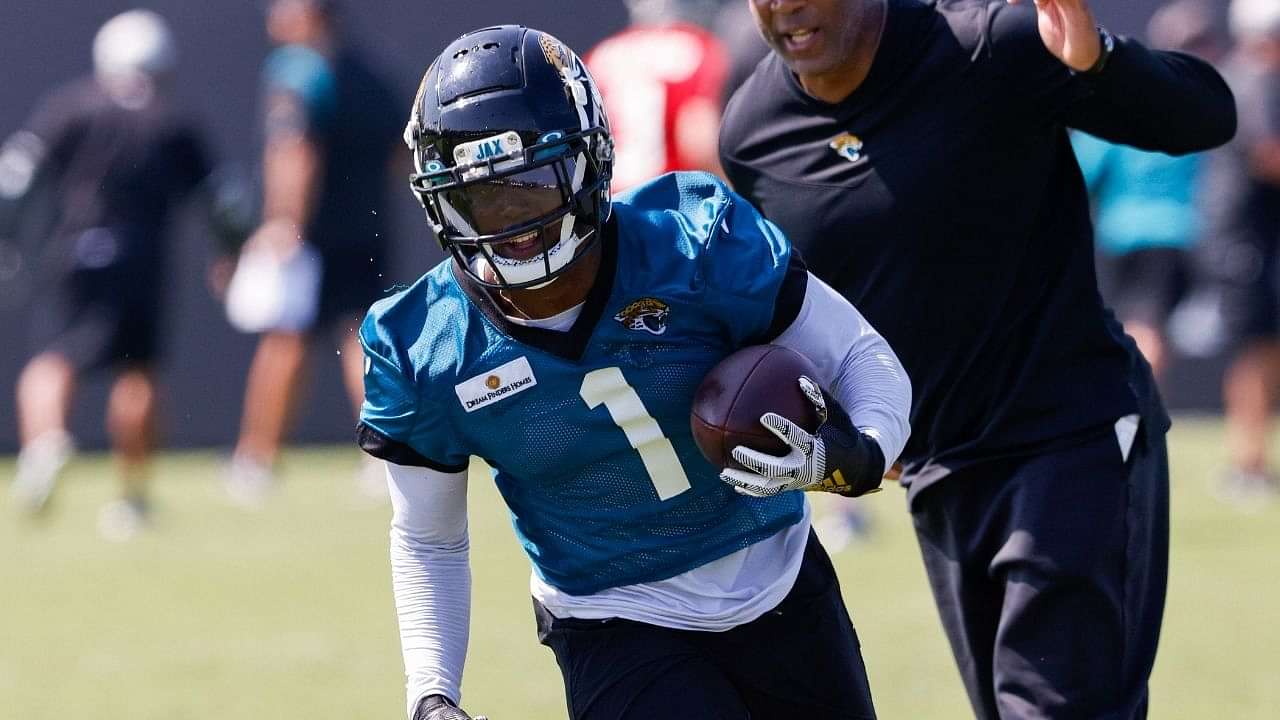 Life as a Jaguars fan is no life to live”: Travis Etienne Injury Has  Jacksonville Fans In Dismay Over The Outlook Of The 2021-22 NFL Season -  The SportsRush