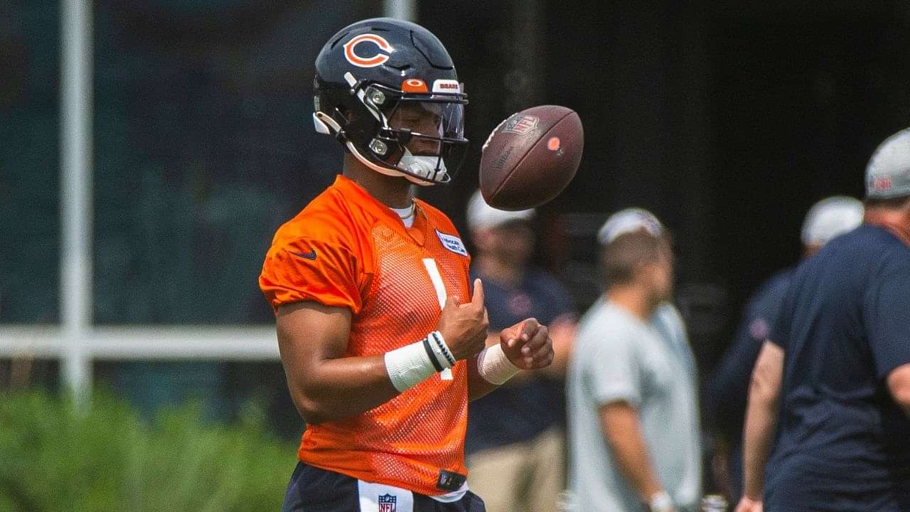 2 Years After Signing $18,800,000 Rookie Deal, Justin Fields