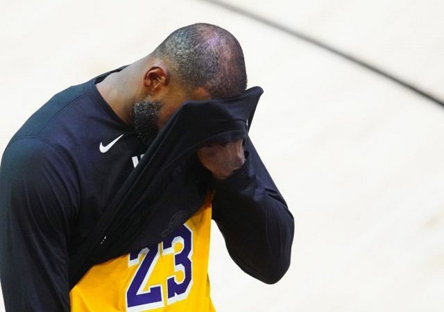 "This 'Unforgivable' meme literally had me crying, man!": LeBron James instantly recognizes the origins of a hilarious meme about NFL stars Lamar Jackson and Latavius Murray