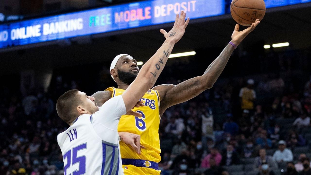 "Is LeBron James' injured again?!": Lakers are given cause for panic as the King comes up hobbling after putting stress on his right ankle once again