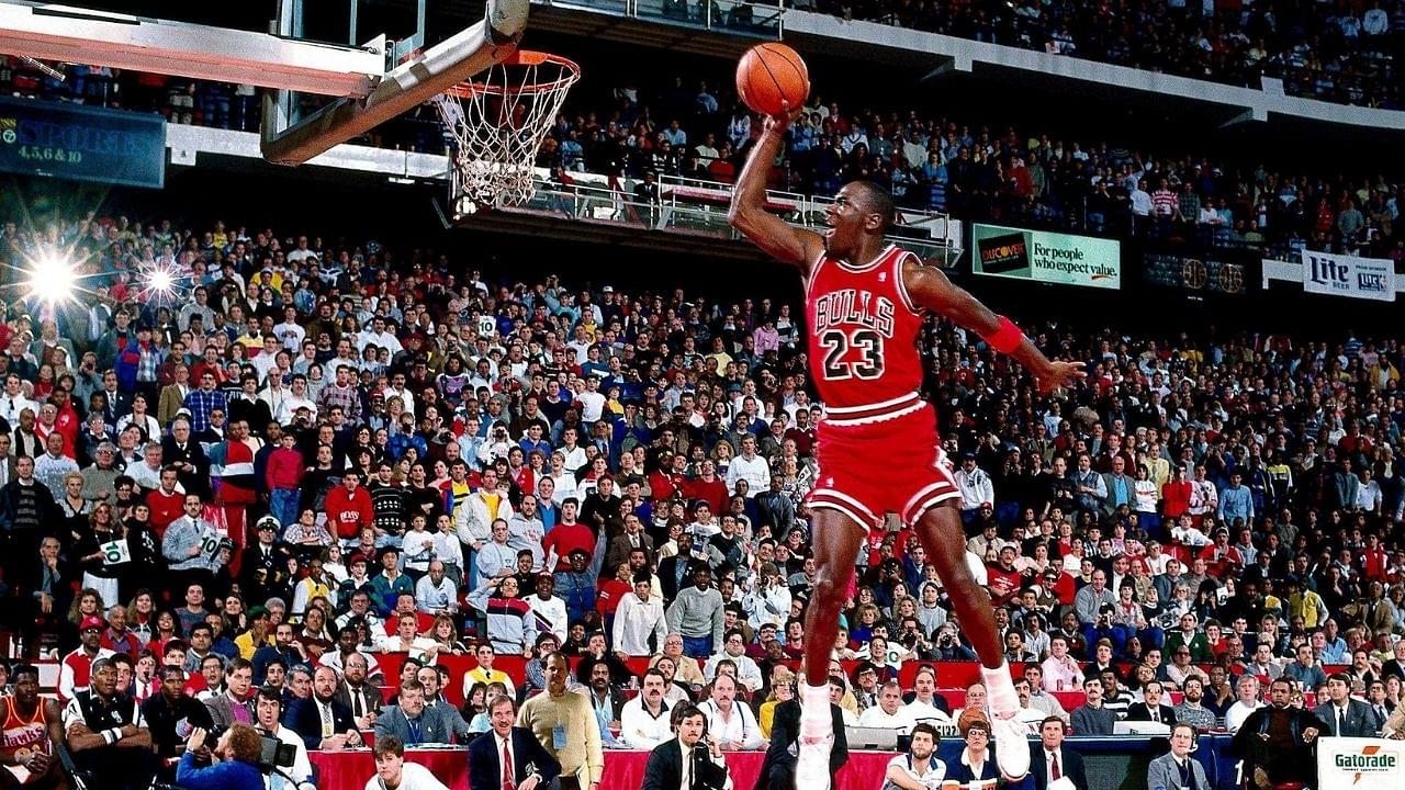 “Is a 7-footer big enough?!”: When Michael Jordan shut a Utah Jazz heckler up by putting their center on a poster following a dunk on John Stockton