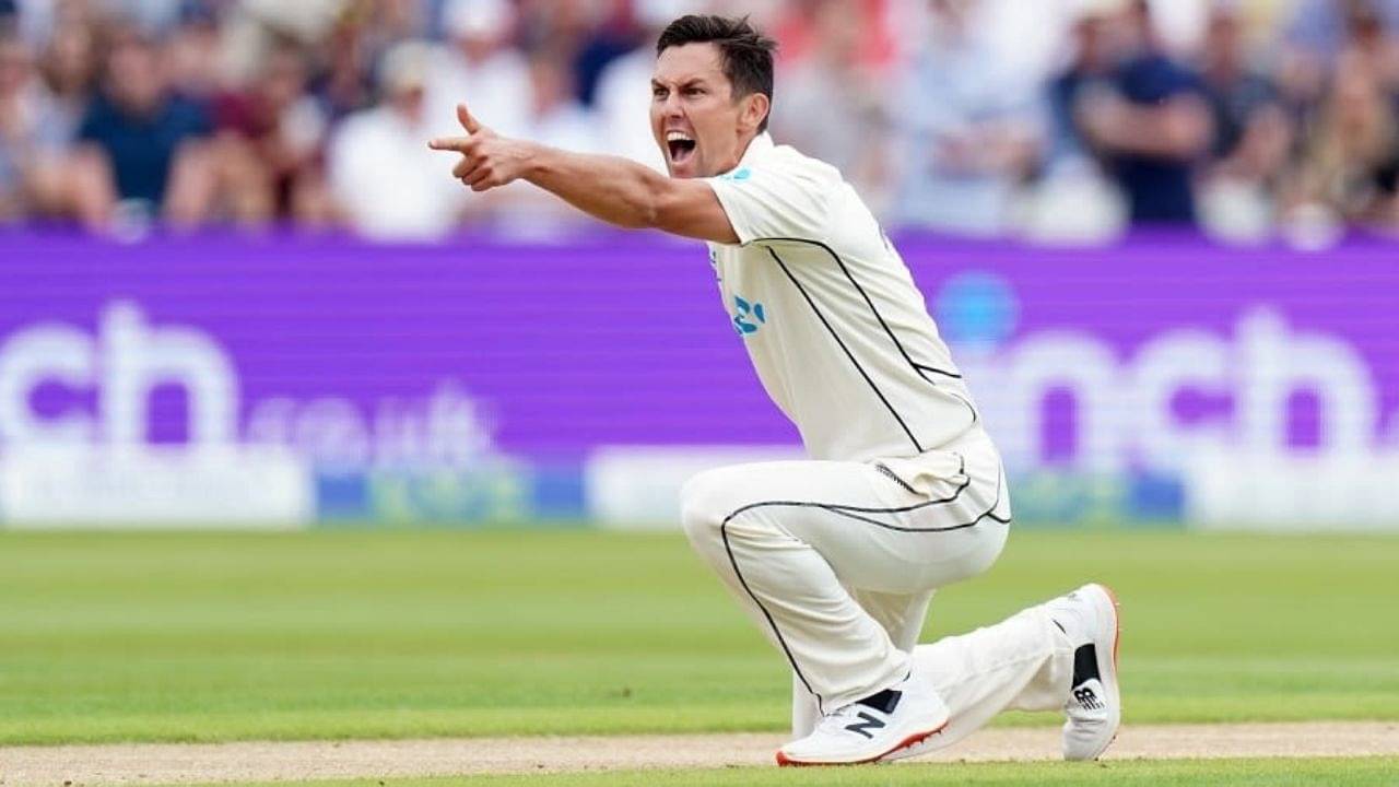 Why is Trent Boult not playing today's 1st Test between India and New Zealand in Kanpur?