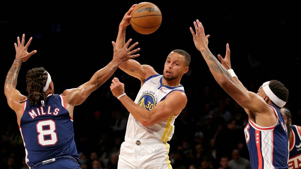 "Stephen Curry getting louder MVP chants than Kevin Durant in Brooklyn now?!": Warriors superstar gets an incredible reaction from fans during 37 point showing against the Nets