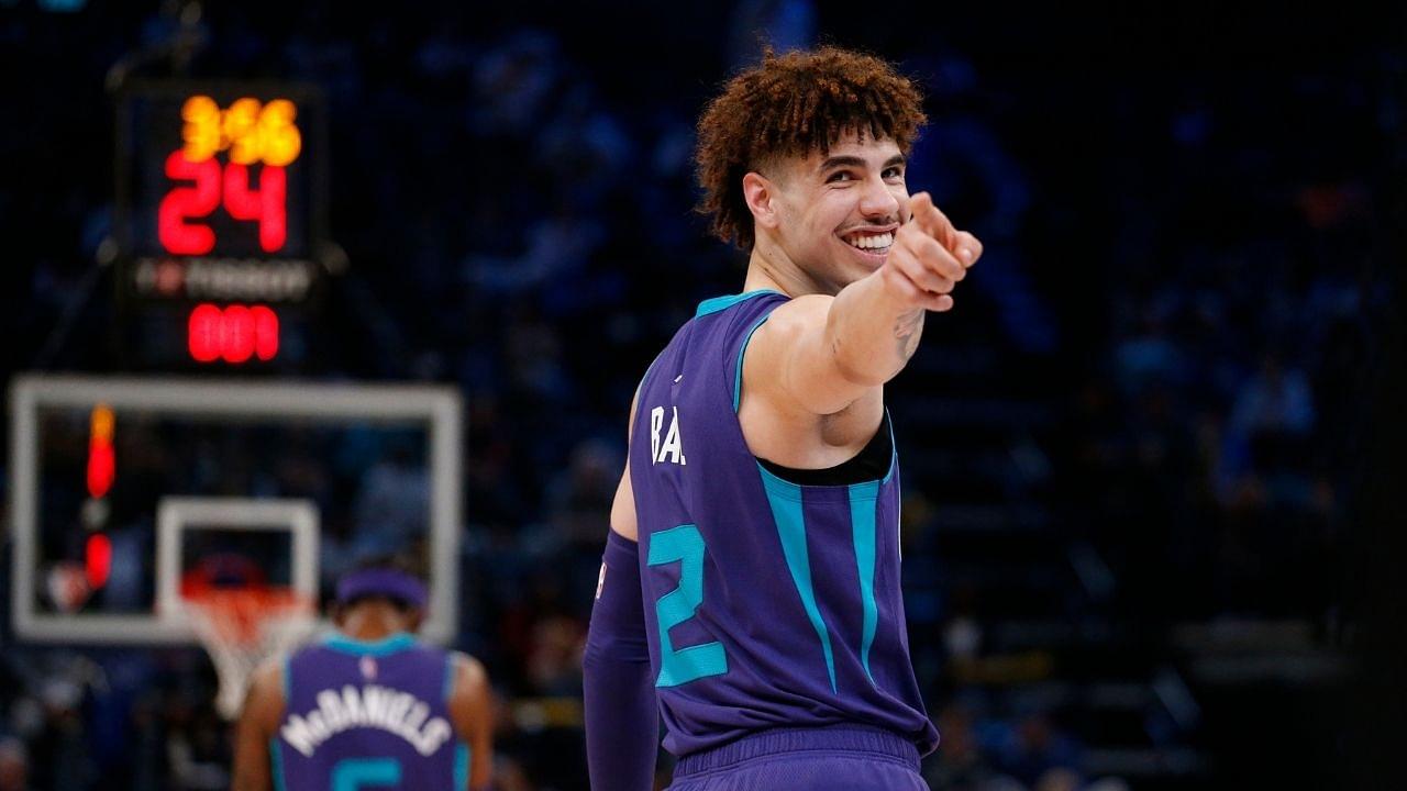 "LaMelo Ball just did a double-clutch, dipsy do, boom!": NBA Twitter goes crazy along with Hornets announcers after the Ball brother creates a nasty highlight against Ja Morant and the Grizzlies
