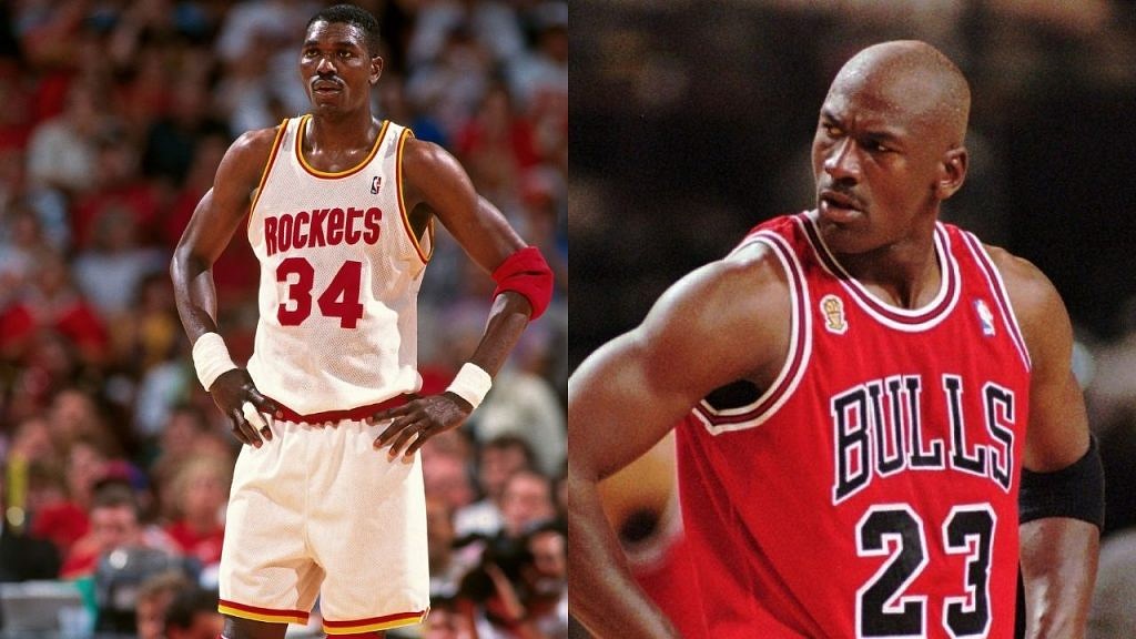 “Michael Jordan finally dunked on Hakeem Olajuwon after getting blocked ...