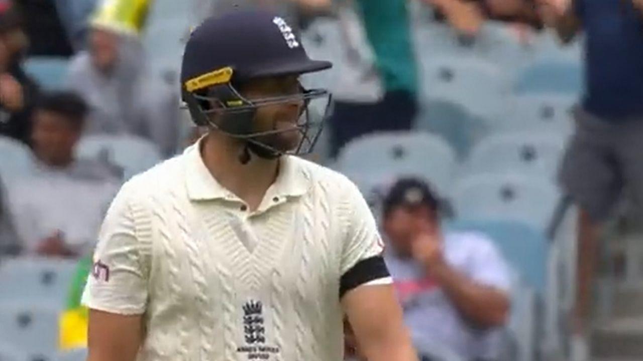 Why are England wearing black armbands today: Why are the English cricket team wearing black armbands in Boxing Day Test?