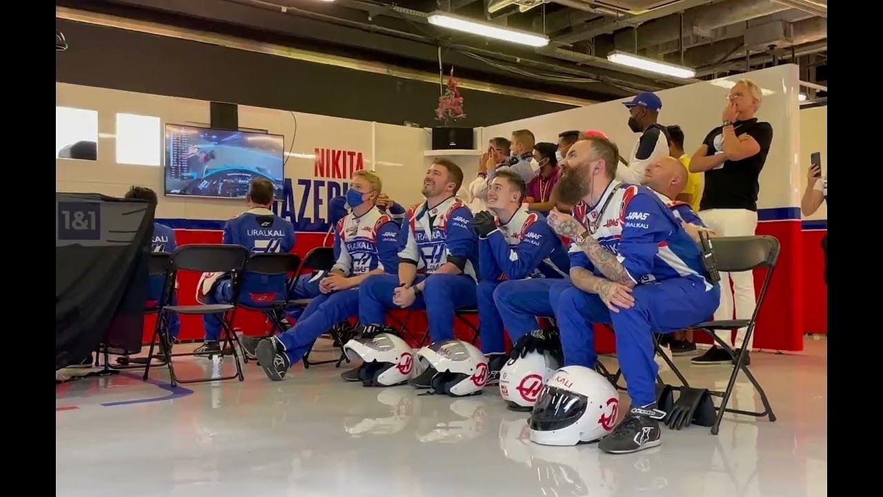 "The only thing they could have cheered for!": Watch Haas' pit-crew rejoice the moment Max Verstappen passed Lewis Hamilton at the 2021 Abu Dhabi GP