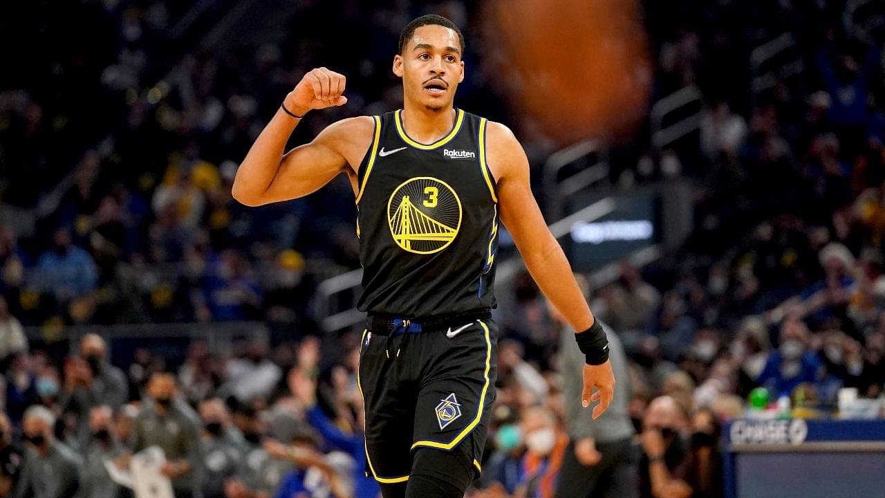 "How does it feel to make a shot after sitting someone down? No idea!": Warriors' Jordan Poole issues a hilarious response to reporter's question after embarrassing Jordan Clarkson
