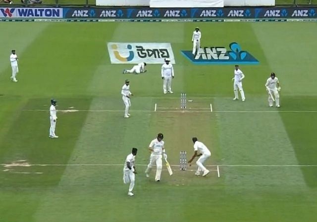 7 overthrows: Will Young scores 7 runs off Ebadot Hossain as no one backs up Nurul Hasan's throw in Christchurch Test
