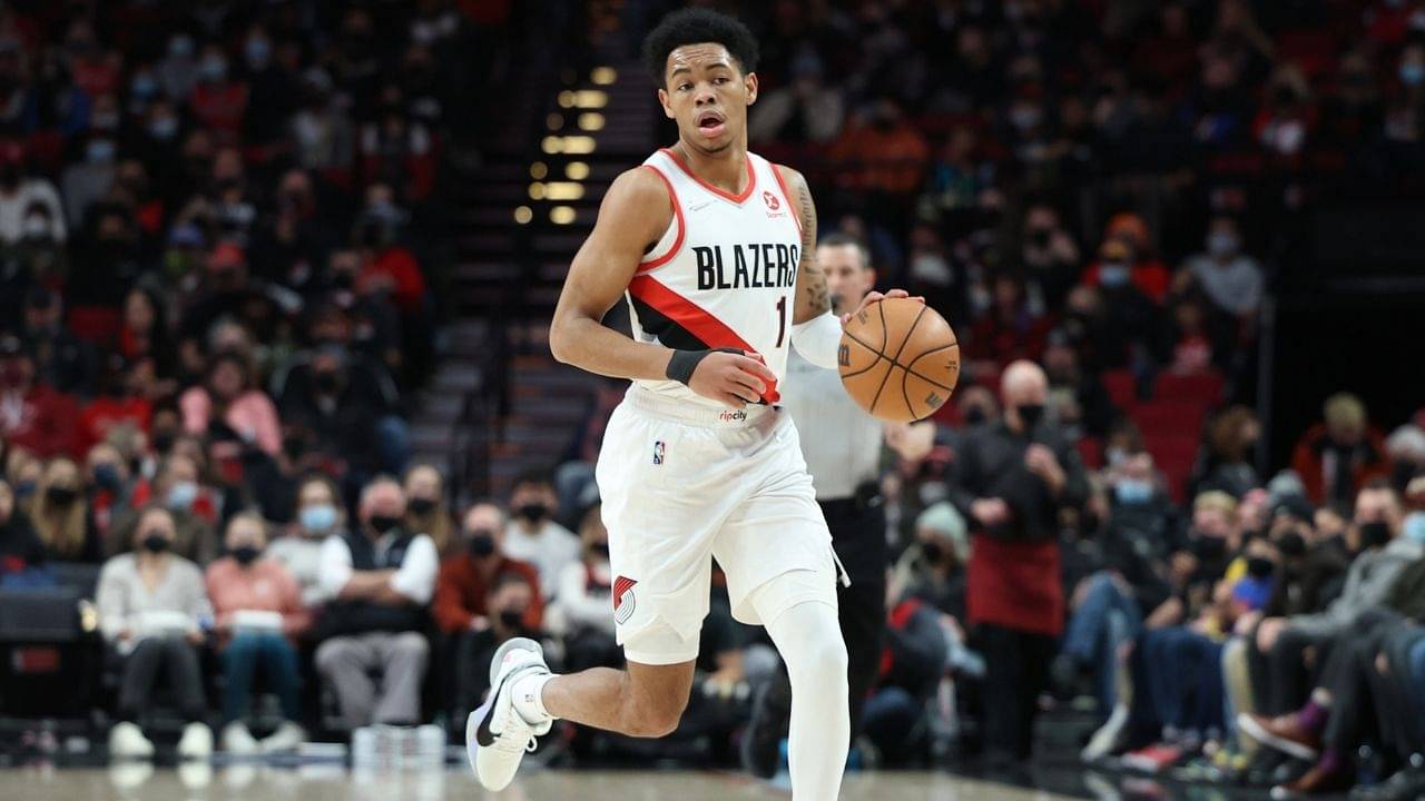“Anfernee Simons has really played more like Damian Lillard than Dame has himself!”: NBA Twitter applauds the Blazers’ 22-year-old amid his incredible recent form