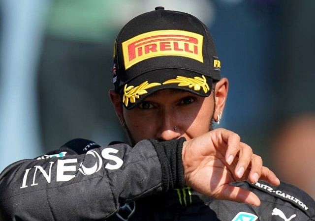 “Motorsport is not like football, we are fans of everyone, of course a little more of Max Verstappen"– Former F1 driver feels its shameful for F1 fans to boo Lewis Hamilton