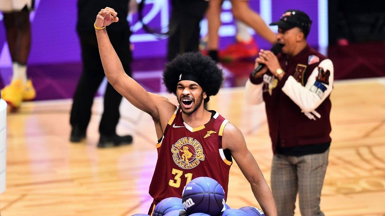 "Am I supposed to wear a $5000 chain to the game?": Jarrett Allen fires back after fans trolls him for a super casual outfit during the All-Star Weekend