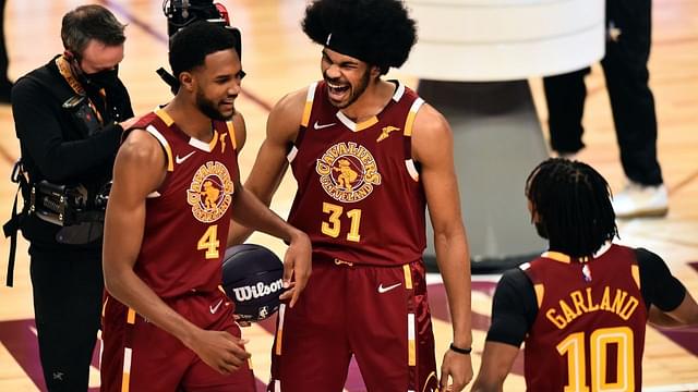 “A 7-footer, 20-year-old that can do everything, Evan Mobley is literally a unicorn”: Darius Garland and Jarrett Allen reason why the Cavs big man is their pick for the 2022 ROTY race