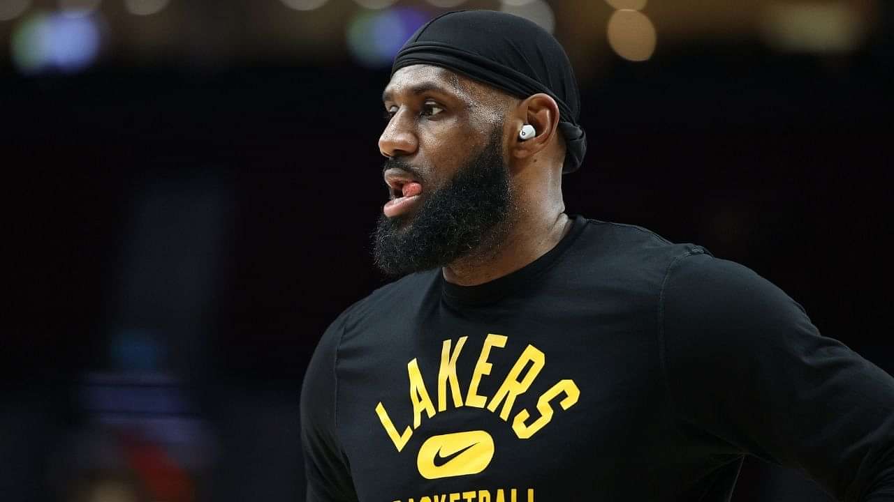 "LeBron James sat on someone's lap just because he wanted a break!": NBA Twitter explodes as Lakers' star hilariously takes a moment in the middle of a game