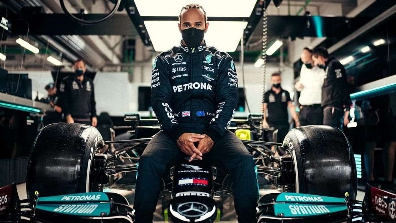 Mercedes reveals Lewis Hamilton's 2022 F1 car - ESPN