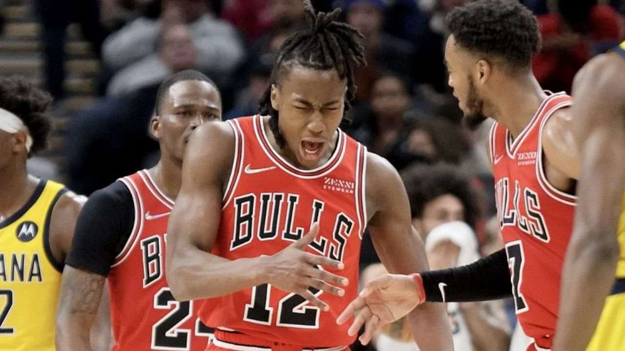 The basketball god spreads his wealth: Bulls rookie Ayo Dosunmu, who  created history in the game against the Celtics, had the following response  for DeMar DeRozan missing the game-winning shot - The