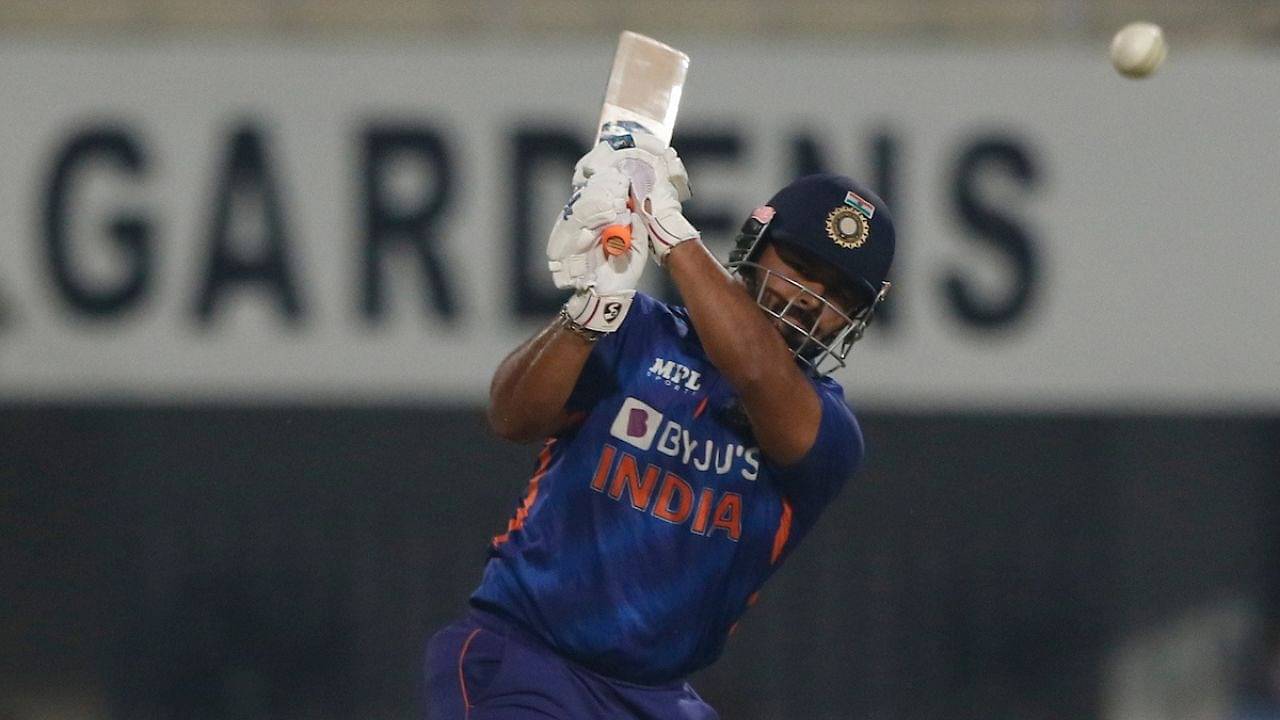 Why is Rishabh Pant not playing today's 3rd T20I between India and West Indies in Kolkata?