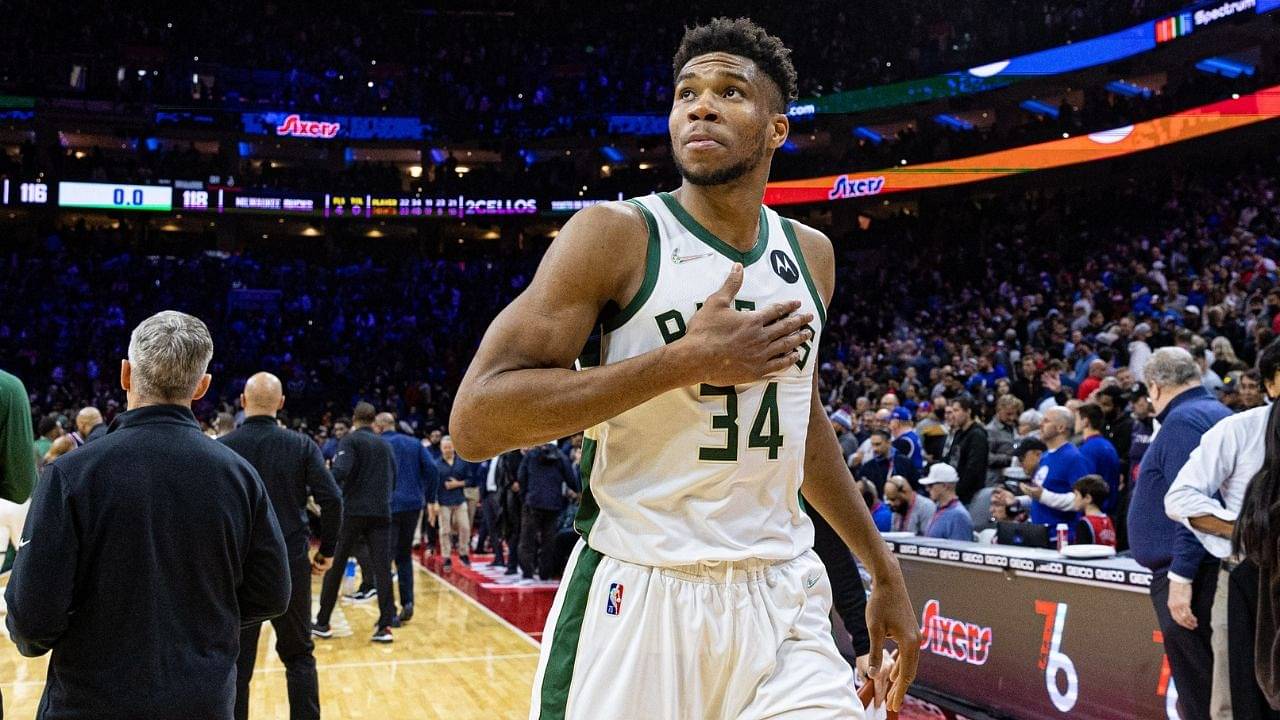 "What do you call a cow on the floor?.. Ground beef": Giannis Antetokounmpo drops a monster performance, then shows up to the presser with a dad joke book