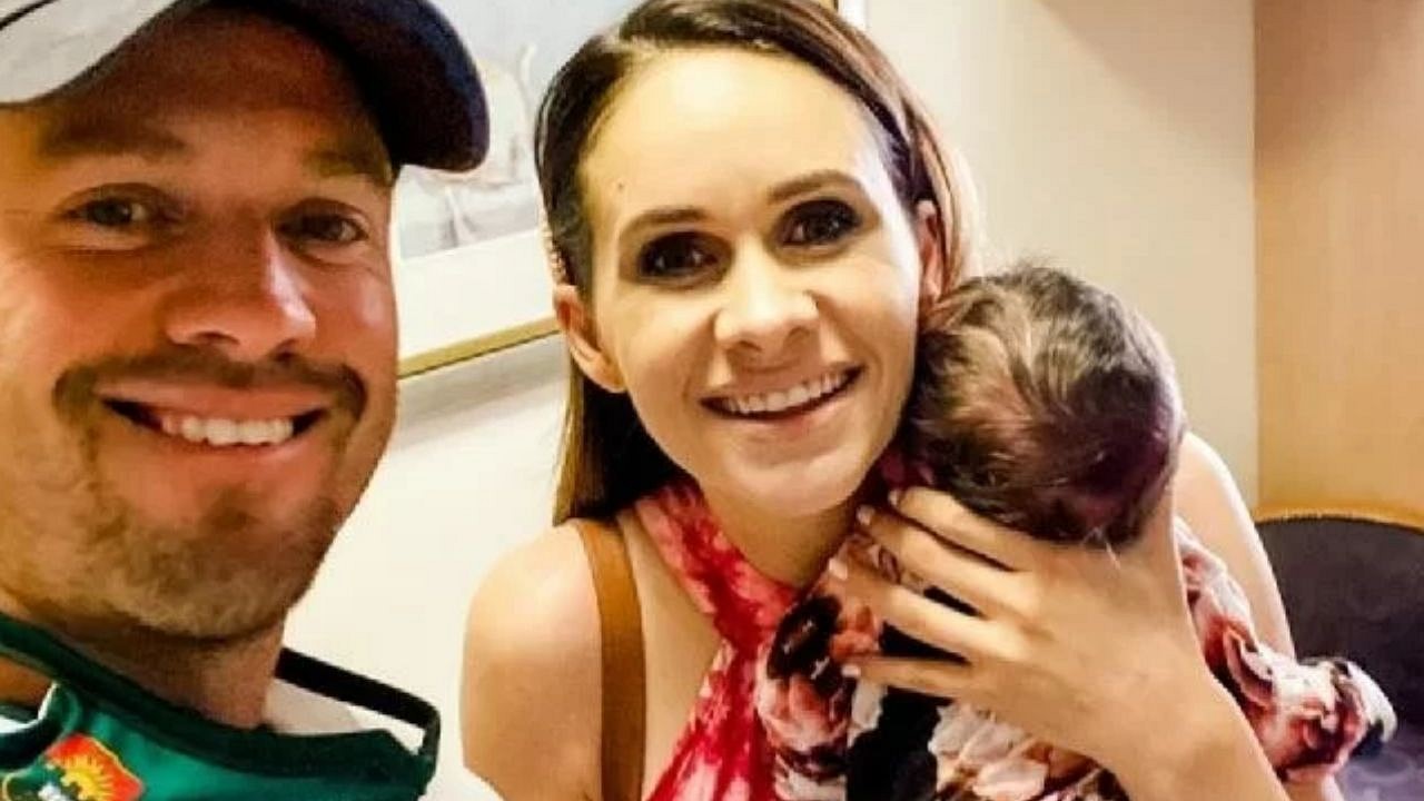 AB de Villiers net worth: AB de Villiers son name and family details ...