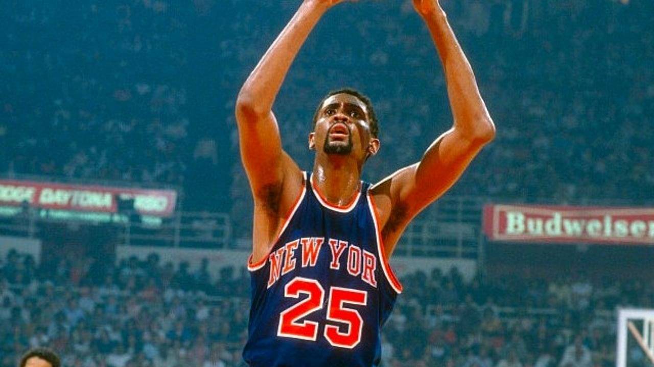 “Steph Curry's form is nice and all but he's got nothing on Bill Cartwright”: NBA Twitter erupts as the former Bulls champion’s shooting action goes viral on social media