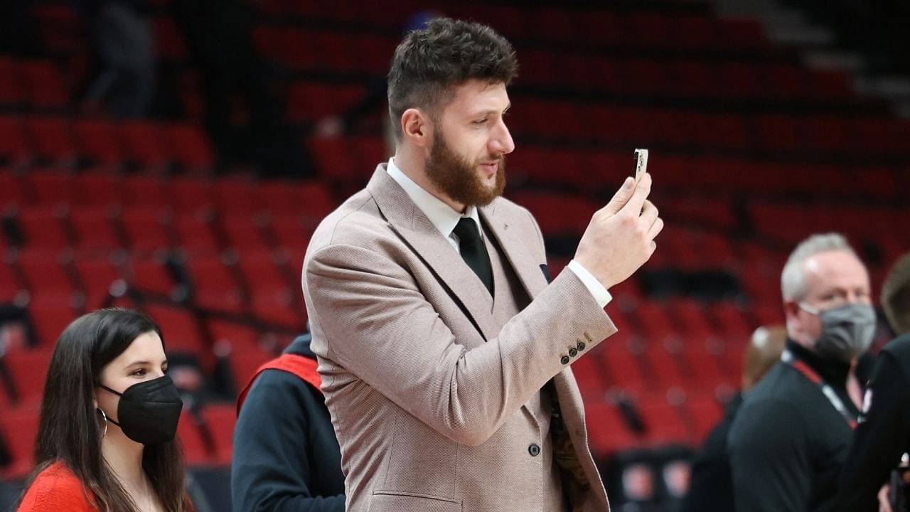 "Your dead grandma is a b*tch, Jusuf Nurkic!": Reporter reveals reprehensible behavior from Pacers fans ahead of confrontation with Blazers star
