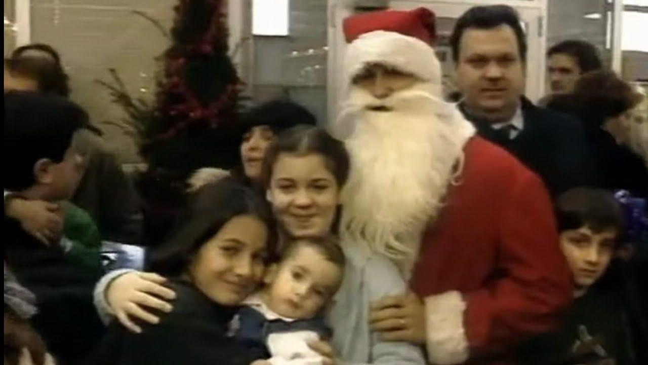 "We weren't rich at all so I had one present": Throwback when Michael Schumacher dressed up as a Santa Claus in 1999