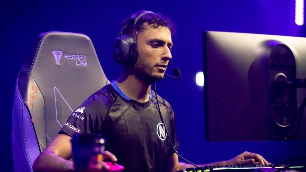 OpTic FNS Valorant settings Gear, Mouse Sensitivity, Crosshair, Key