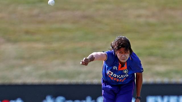 Why is Jhulan Goswami not playing today's Women's World Cup match between India and South Africa in Christchurch?